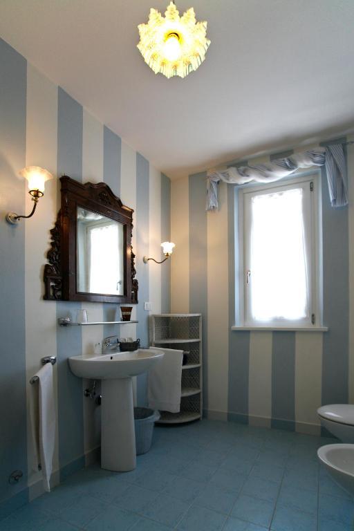Villa Amelia Rooms Марина-ди-Пьетрасанта Номер фото