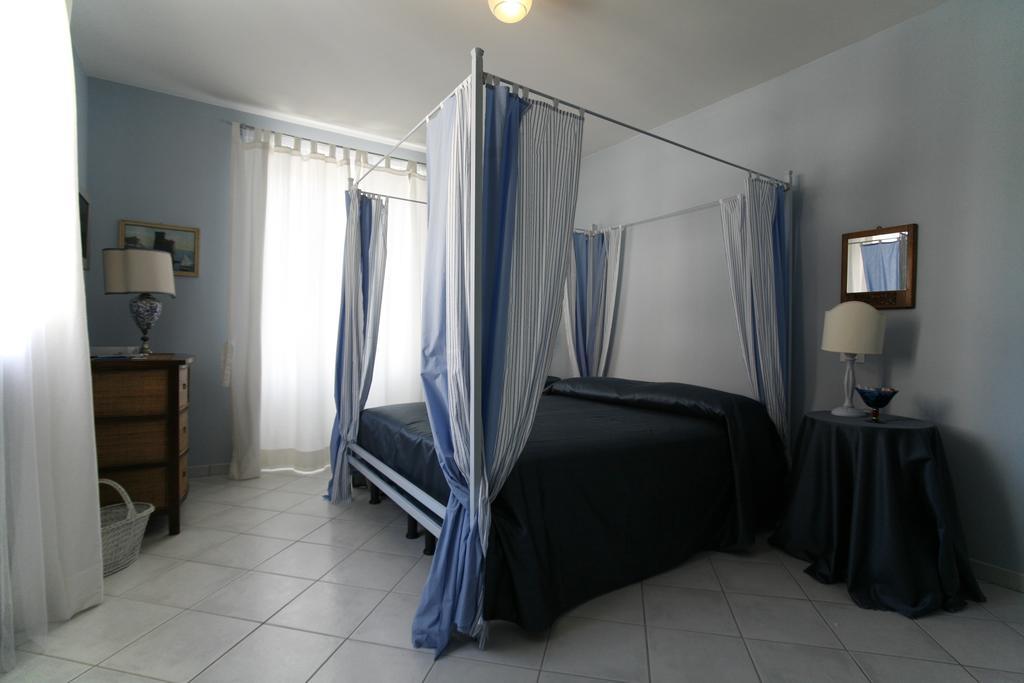 Villa Amelia Rooms Марина-ди-Пьетрасанта Экстерьер фото